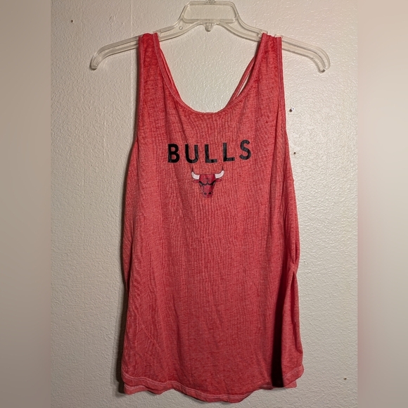 NBA Bulls Women's Red Tank Top Pre-owned Size Xl - Picture 2 of 7